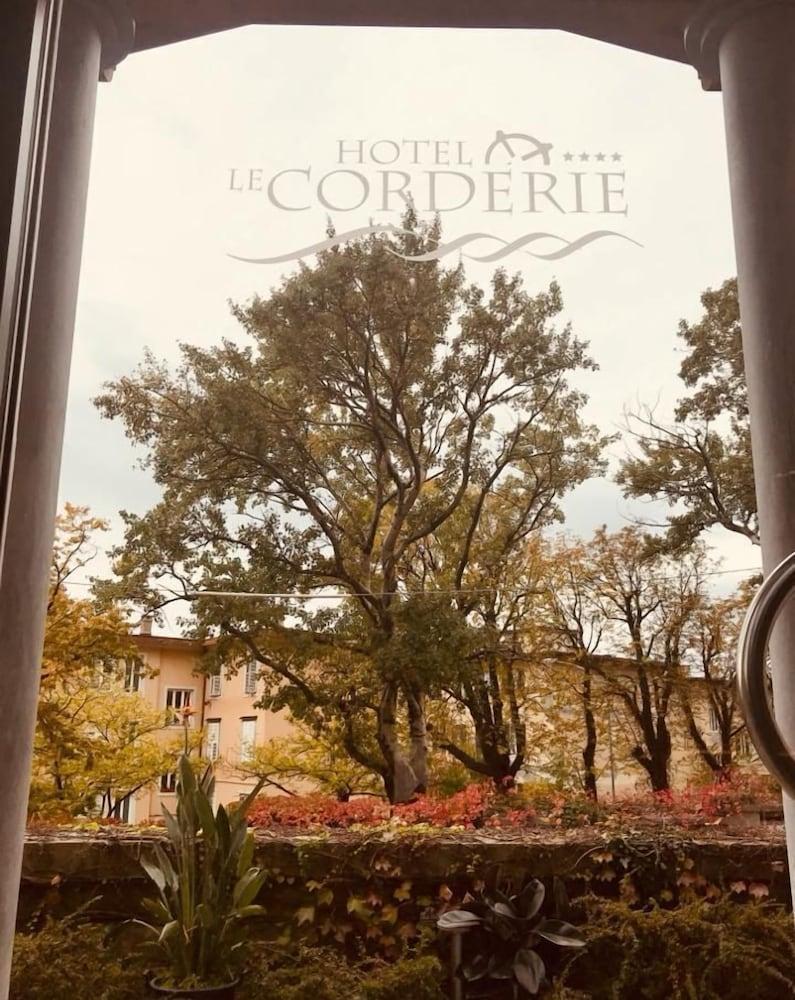 Hotel Le Corderie Trieste Bagian luar foto