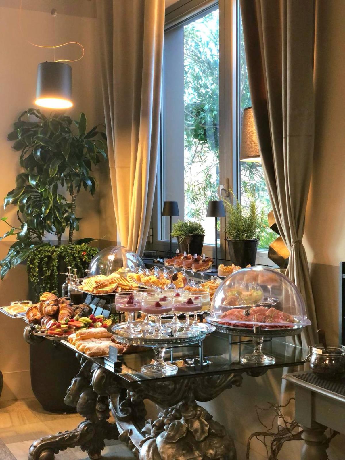 Hotel Le Corderie Trieste Bagian luar foto